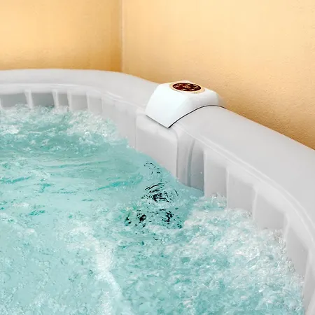 Colonna Secret, Private Jacuzzi In Historic Center